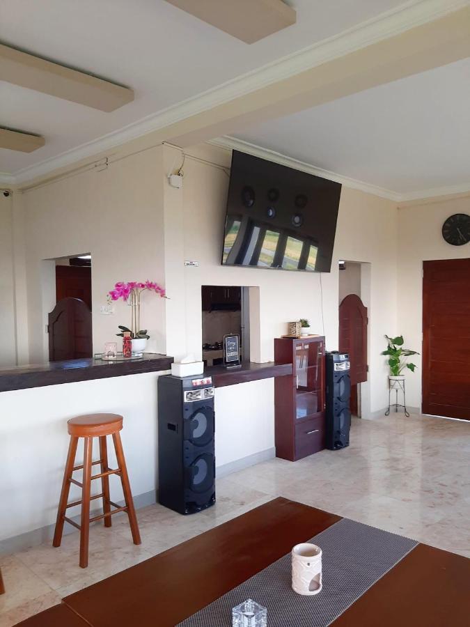 Medewi Manor Airsatang Exterior foto