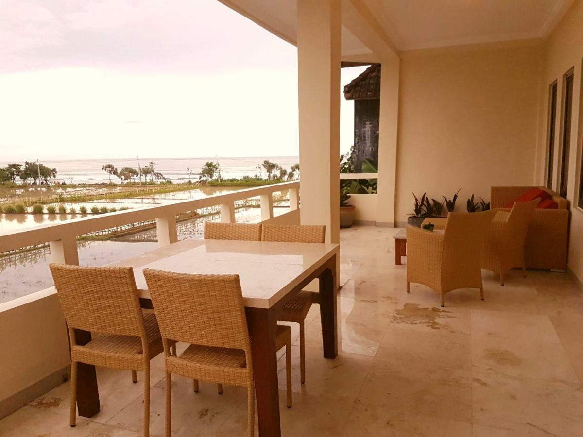 Medewi Manor Airsatang Exterior foto